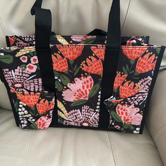 thirty-one Handbags - Thirty-one Organizing Utility Tote
